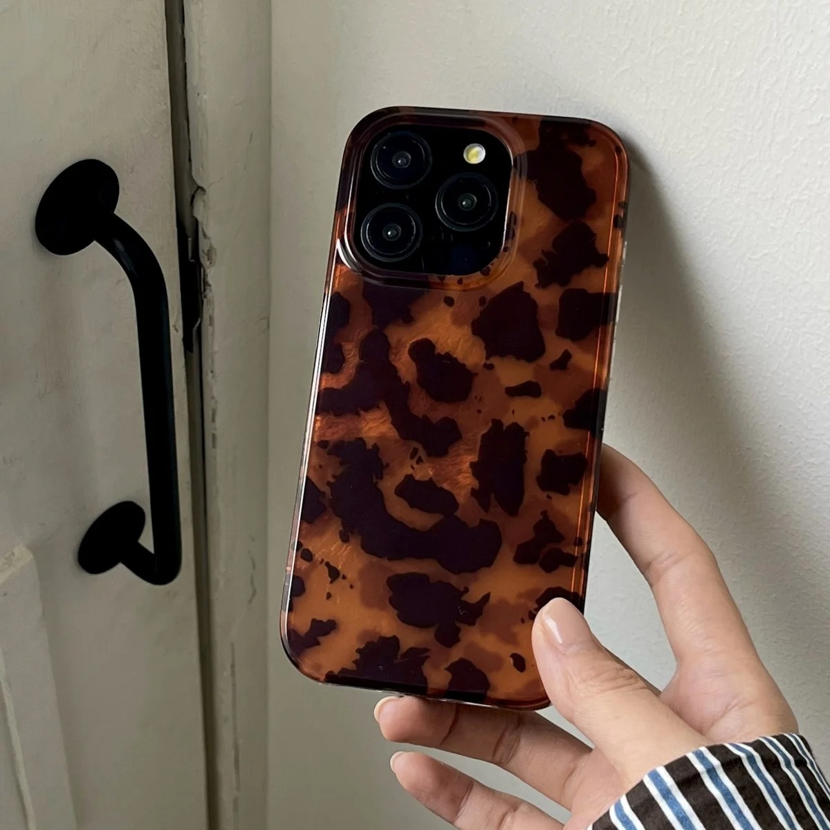 Retro Amber Texture Laser Phon - đánh giá và giá Phone Accessories Iphone